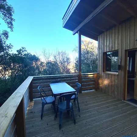 Les Cabanes Dans Les Bois Logis Hotel Villedubert Exterior photo