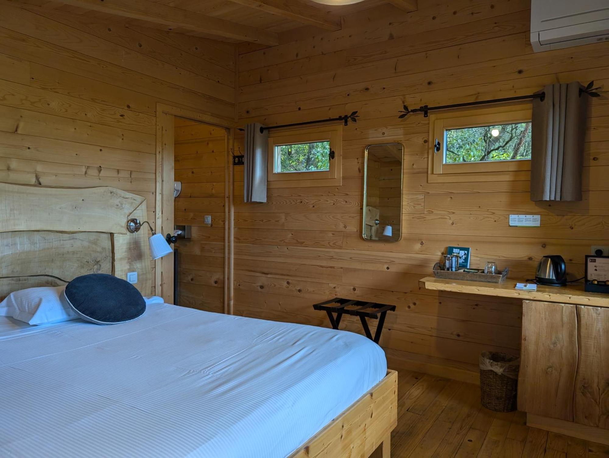 Les Dans Les Bois Hotel 3*