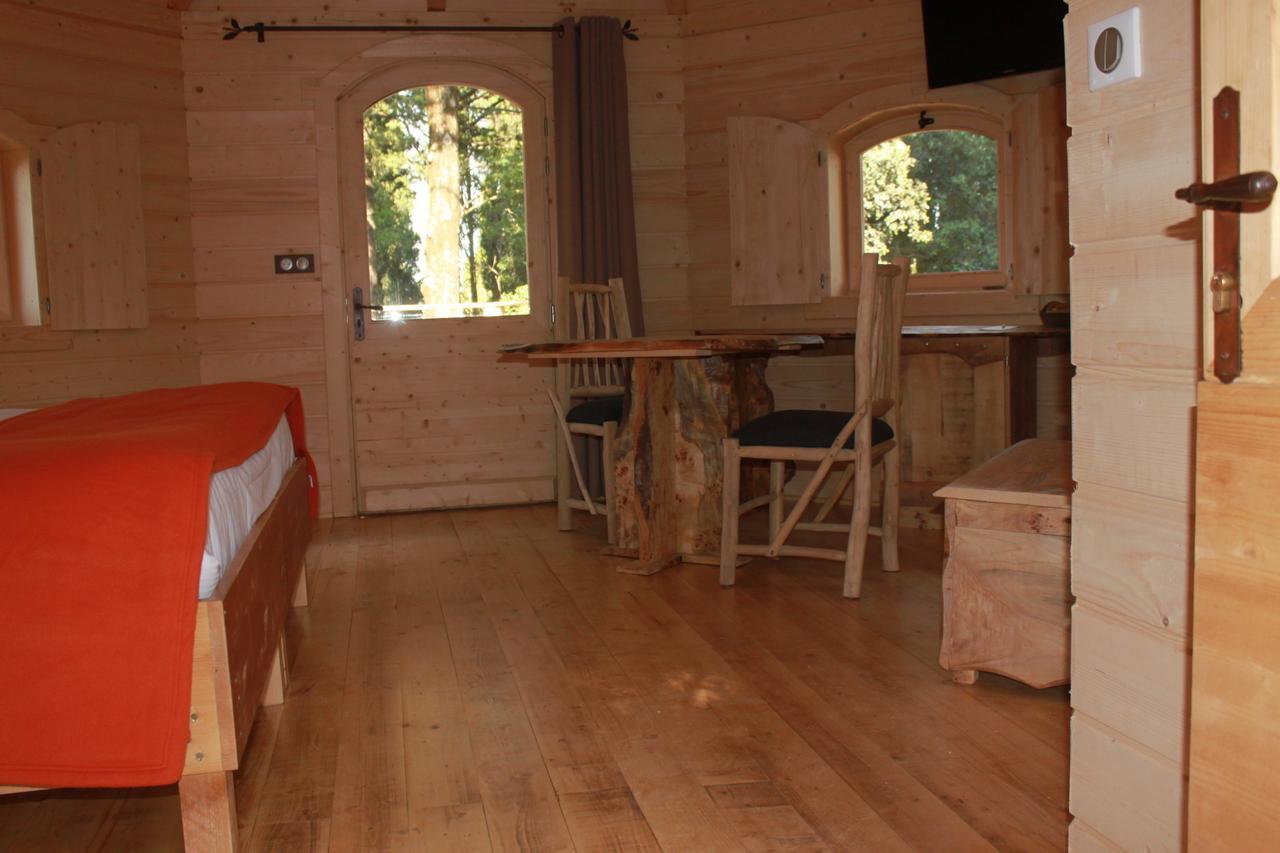 Les Dans Les Bois Hotel 3*
