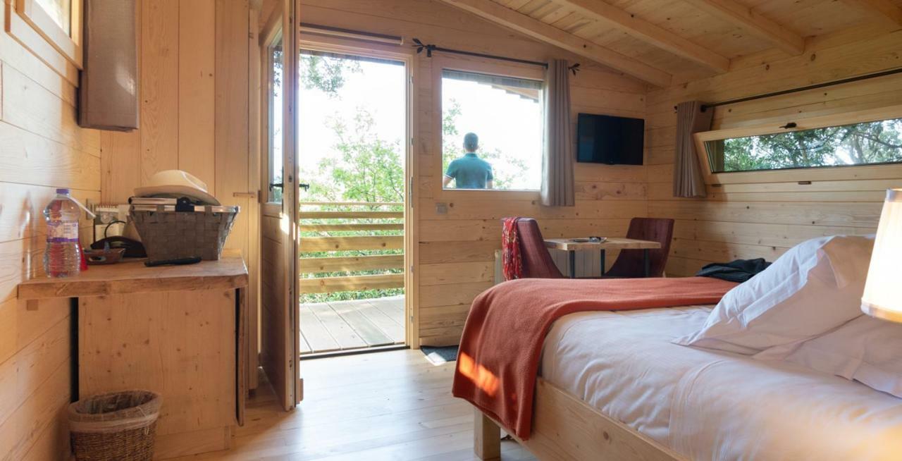 Hotel Les Dans Les Bois Logis Villedubert